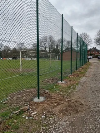 Ballfangzaun in Osnabrück - fachgerechte Ausführung vor Ort